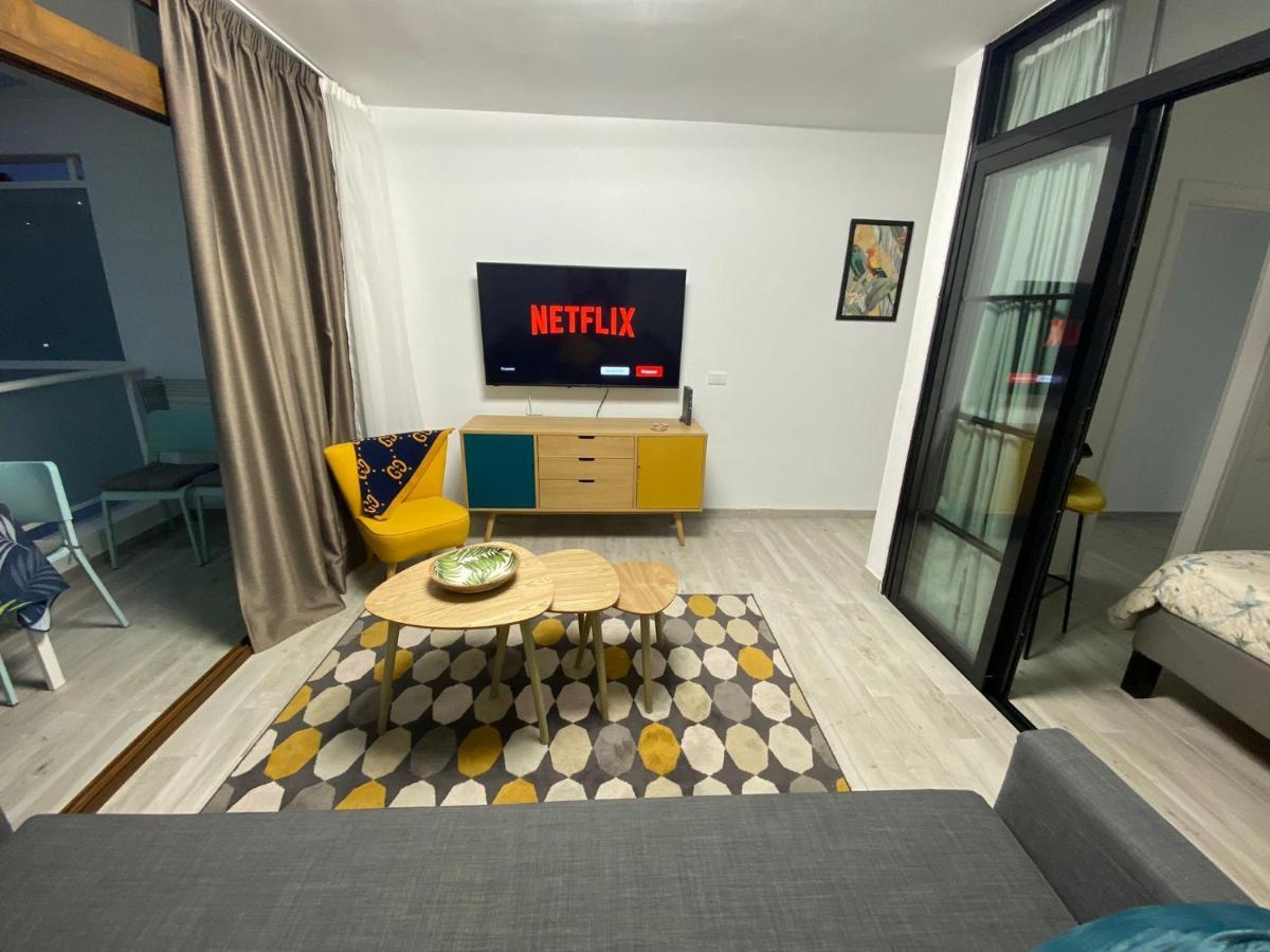 Апартаменты Parrot'S House- Yumbo Center Плайя-дель-Инглес Экстерьер фото